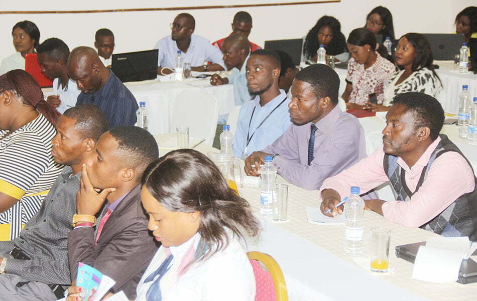 Media indaba votes for govt proposed “statutory selfregulation