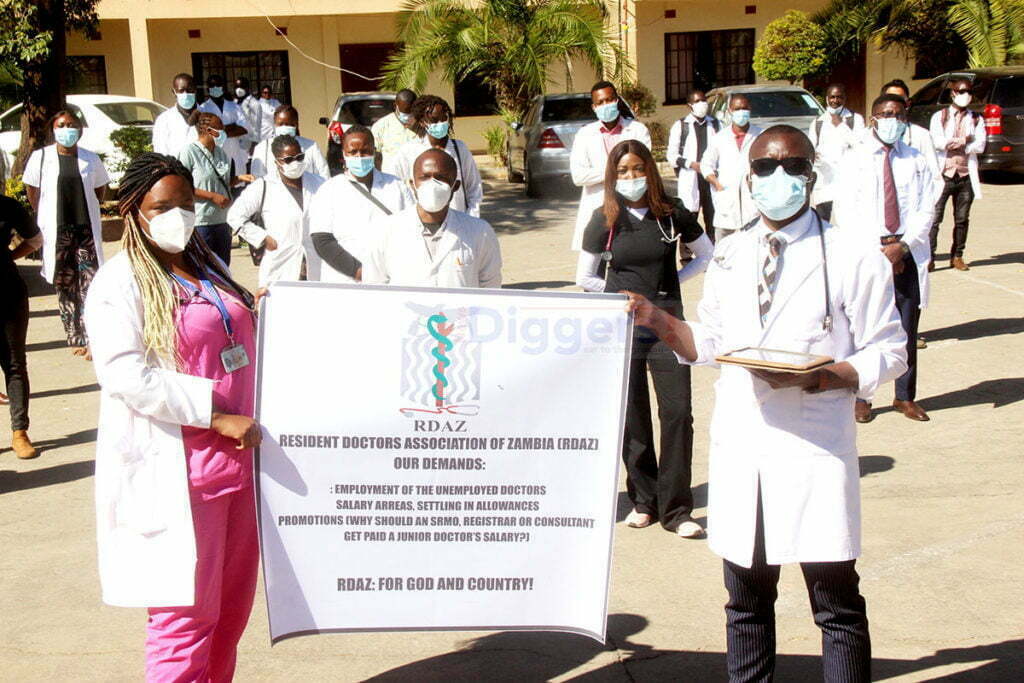 RDAZ withdraws its volunteering doctors from public hospitals
