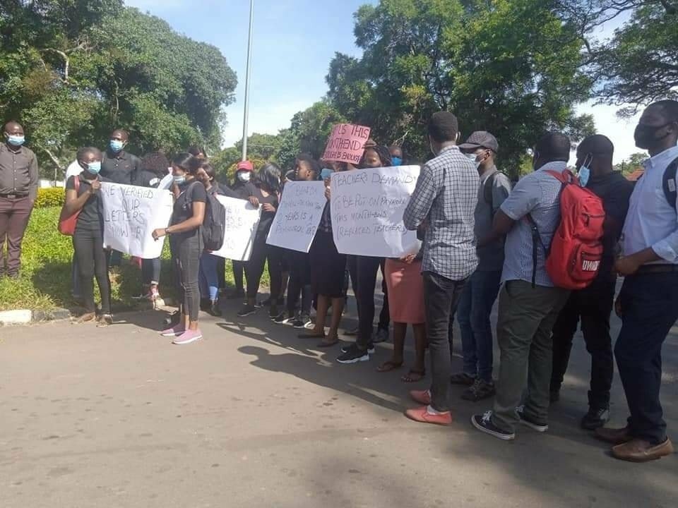 Teachers protest, demand to be placed on payroll – Zambia: News Diggers!