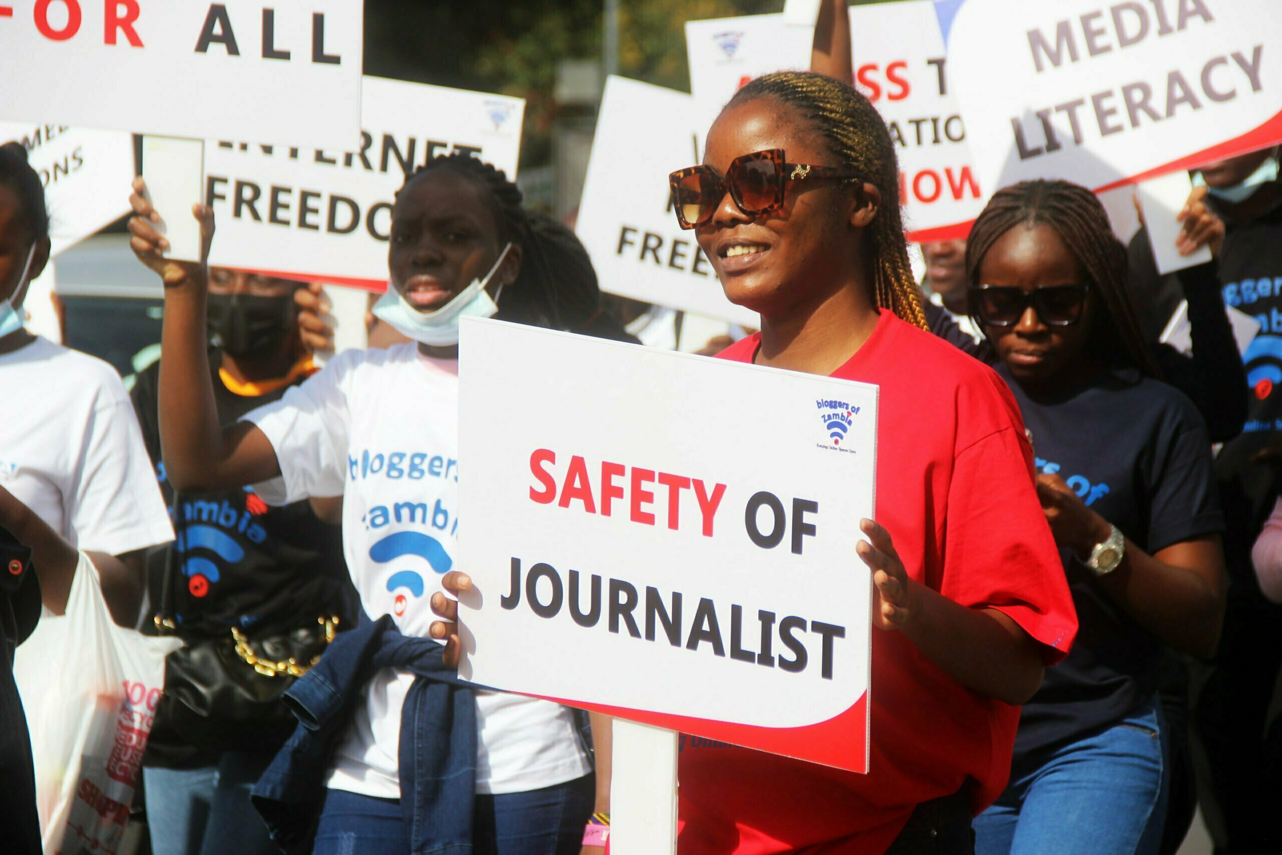 Attacking journalists ahead of the World Press Freedom Day global conference is simply foolish – Zambia: News Diggers!