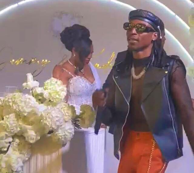 Yo Maps’ outfit steals show at ‘wedding of the year’