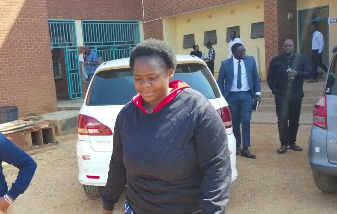 25-yr-old mother pleads not guilty to deserting 3-month-old baby