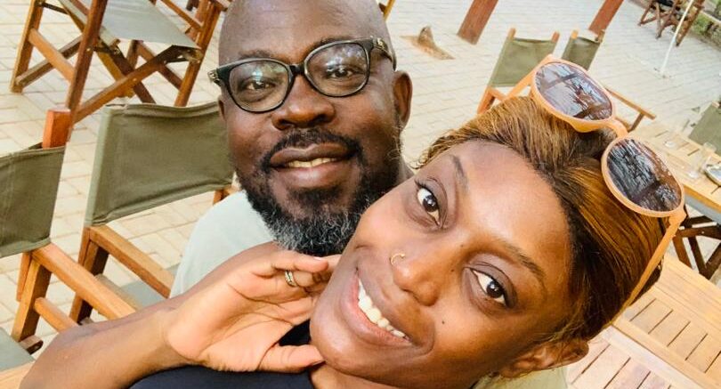 He met her online, she gave him a kidney