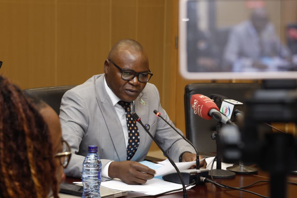 Zambia Government: Public Servant Classified Information Leak Warning Issued