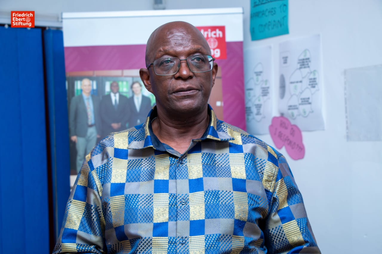 Provide platform for divergent views, Simutanyi urges media